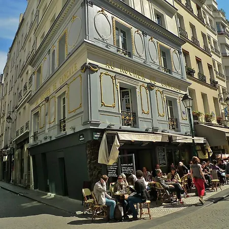 Apartment Aboukir3 Paris
